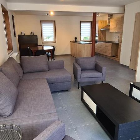 Meubles De Vacances Gite 3 Cles - Les Fres, 4 A 6 Personnes Avec Une Borne Electrique Recharge Voiture Publique Accessible Sur Le Parking Villa Rance Luaran gambar