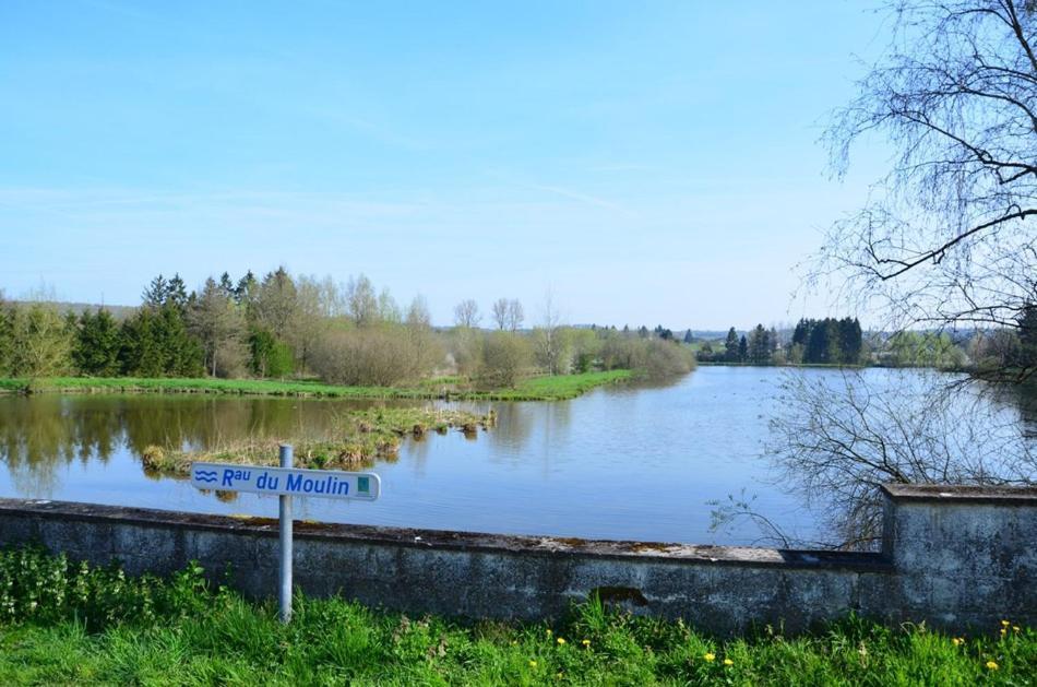 Meubles De Vacances Gite 3 Cles - Les Fres, 4 A 6 Personnes Avec Une Borne Electrique Recharge Voiture Publique Accessible Sur Le Parking Villa Rance Luaran gambar