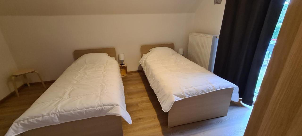 Meubles De Vacances Gite 3 Cles - Les Fres, 4 A 6 Personnes Avec Une Borne Electrique Recharge Voiture Publique Accessible Sur Le Parking Villa Rance Luaran gambar
