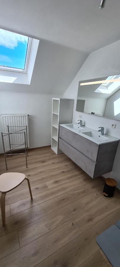 Meubles De Vacances Gite 3 Cles - Les Fres, 4 A 6 Personnes Avec Une Borne Electrique Recharge Voiture Publique Accessible Sur Le Parking Villa Rance Luaran gambar