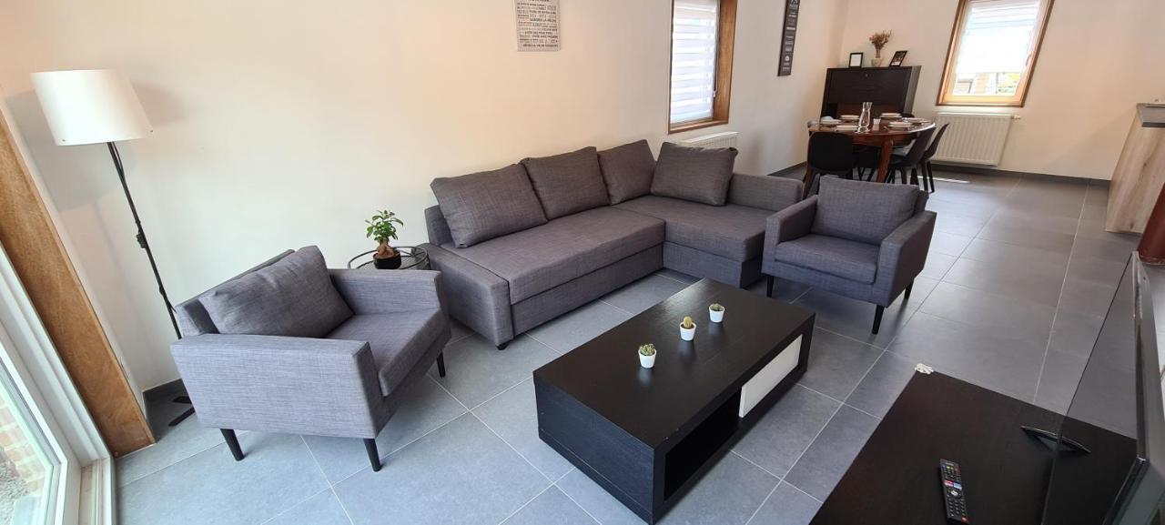 Meubles De Vacances Gite 3 Cles - Les Fres, 4 A 6 Personnes Avec Une Borne Electrique Recharge Voiture Publique Accessible Sur Le Parking Villa Rance Luaran gambar
